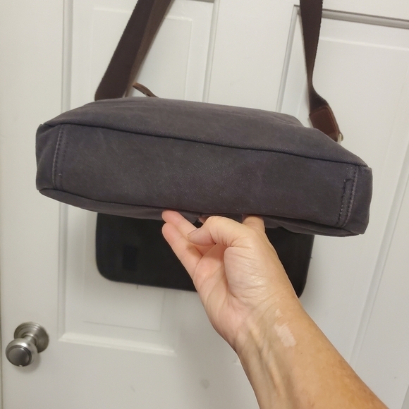 Augur Strauss & Co. Distressed Canvas with leather trim Messenger Bag - Picture 12 of 15